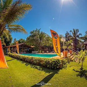 https://pousada-beach-bahia.hotelsportoseguro.com