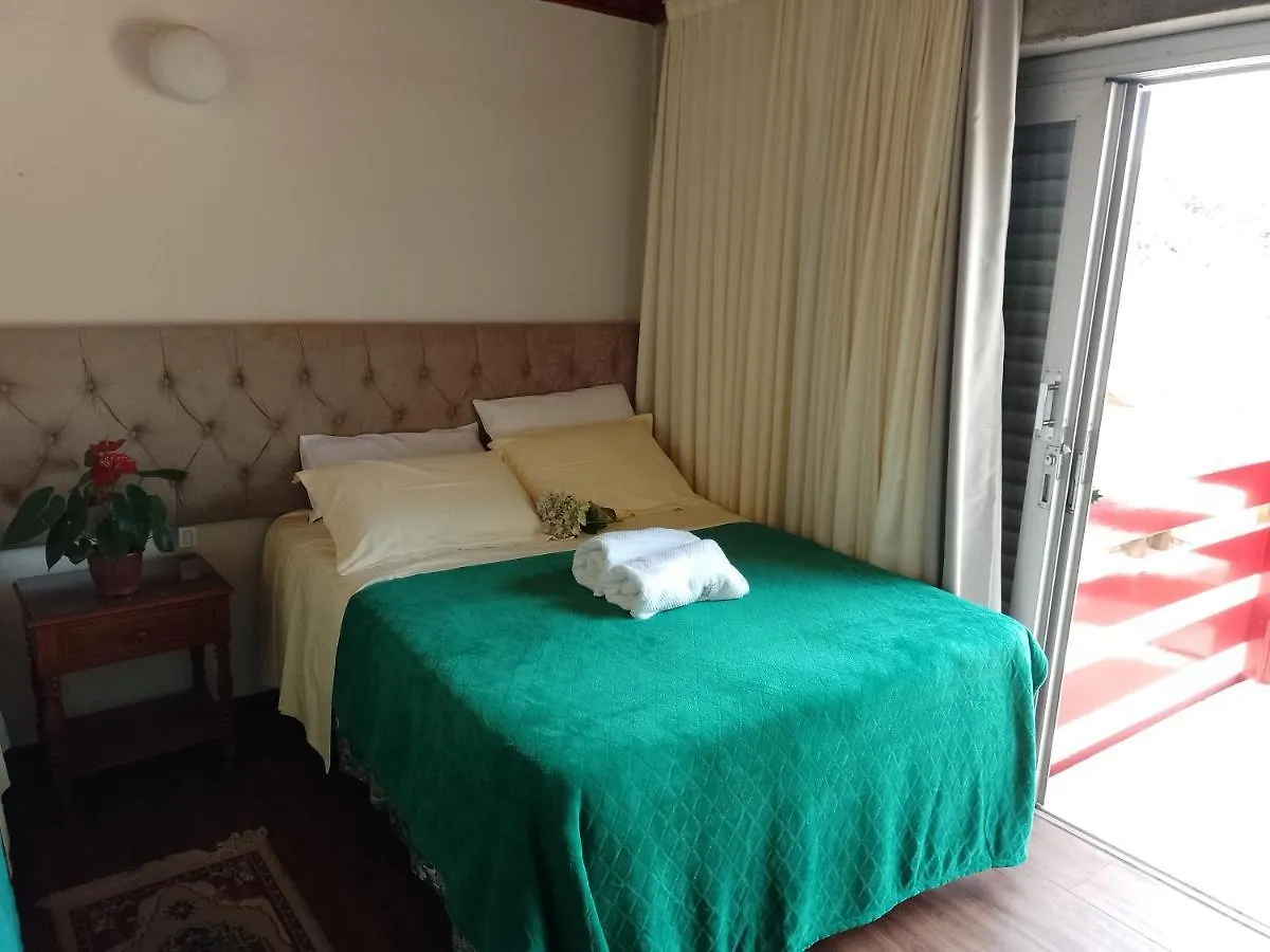 Hospedagem Virginia Bracelli Campos do Jordao 0*,